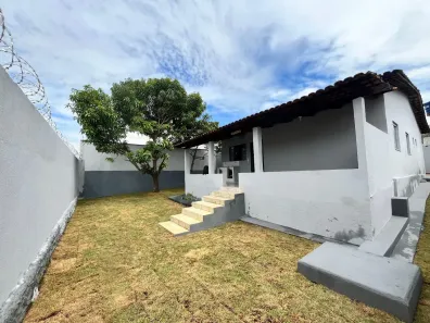 Casa com 3 Quartos à venda, 389m² no Jardim Ipanema, Goiânia