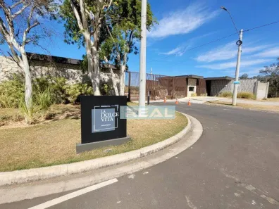 Lote/Terreno à venda, 250m² no Colinas do Castelo, Jaguariúna