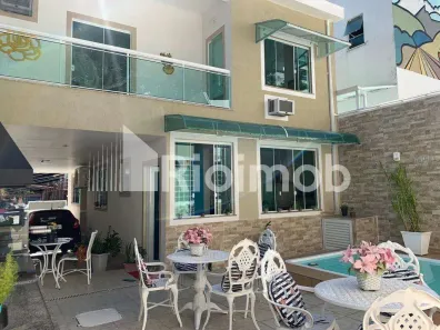 Casa de Condomínio com 3 Quartos à venda, 200m² no Taquara, Rio de Janeiro