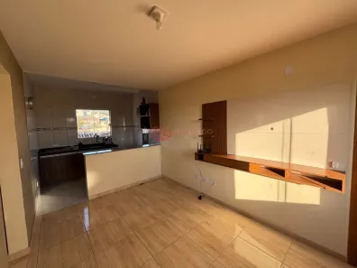 Apartamento com 2 Quartos para alugar, 48m² no Campo Pequeno, Colombo