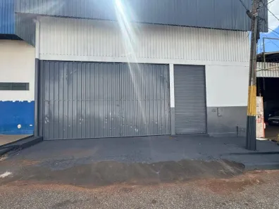 Galpão/Depósito/Armazém para alugar, 290m² no Santo Antônio de Lisboa, Rio Verde