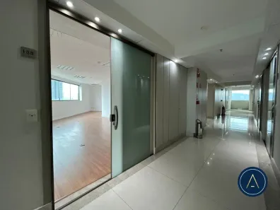 Sala Comercial para alugar, 60m² no Dezoito do Forte Empresarial/Alphaville., Barueri