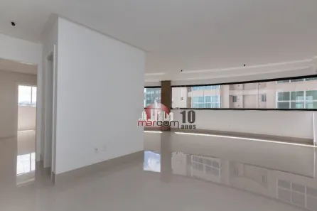 Apartamento com 4 Quartos à venda, 150m² no Centro, Balneário Camboriú