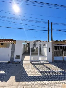 Casa com 2 Quartos à venda, 80m² no Mirim, Praia Grande