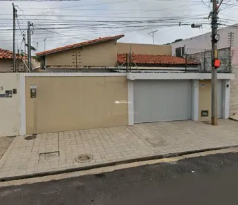 Casa com 3 Quartos para alugar, 190m² no Matinha, Teresina