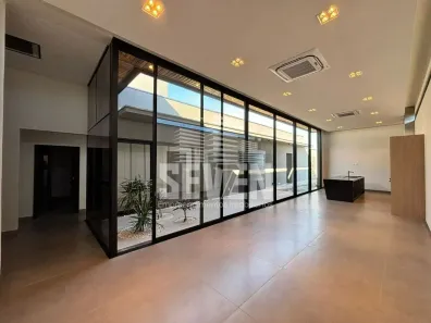 Casa com 3 Quartos para alugar, 258m² no Residencial Tamboré, Bauru