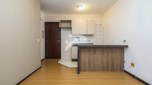 Apartamento com 1 Quarto para alugar, 33m² no Centro, Curitiba