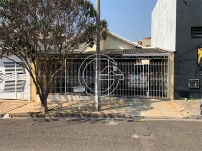 Casa com 2 Quartos à venda, 246m² no Centro, Marília