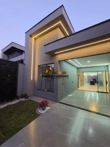 Casa com 3 Quartos à venda, 190m² no Jardim Balneário Meia Ponte, Goiânia