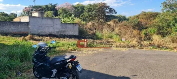 Lote/Terreno à venda, 425m² no Parque Florianopolis, Jaguariúna