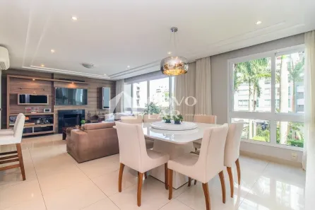 Apartamento com 3 Quartos à venda, 136m² no Passo da Areia, Porto Alegre