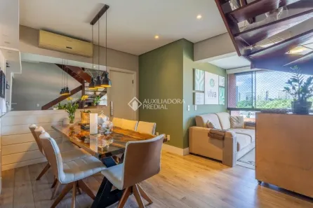 Cobertura com 2 Quartos para alugar, 167m² no Passo da Areia, Porto Alegre