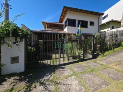 Casa com 4 Quartos à venda, 159m² no Jardim Country Club, Poços de Caldas