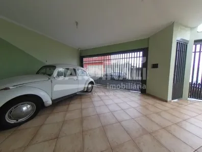 Casa com 3 Quartos para alugar, 220m² no Parque dos Timburis, São Carlos