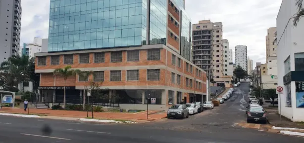 Ponto Comercial para alugar, 153m² no Tabajaras, Uberlândia