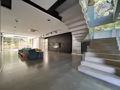 Casa de Condomínio com 3 Quartos para alugar, 339m² no Esperança, Londrina