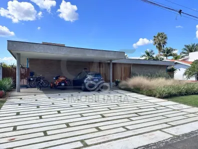 Casa com 3 Quartos à venda, 352m² no , Holambra