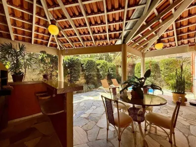 Casa com 3 Quartos à venda, 255m² no Vila Militar, Uberaba