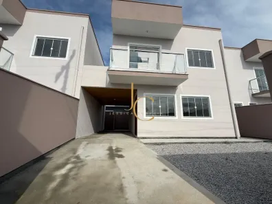 Sobrado com 3 Quartos à venda, 120m² no Rio Caveiras, Biguaçu