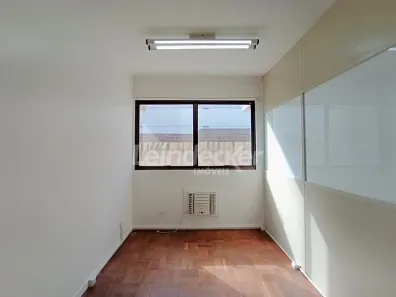 Sala Comercial para alugar, 42m² no Centro Histórico, Porto Alegre