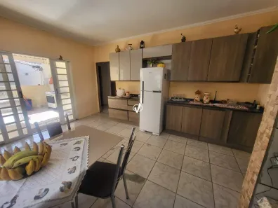 Casa com 4 Quartos à venda, 319m² no Residencial e Comercial Cidade Jardim, Pindamonhangaba