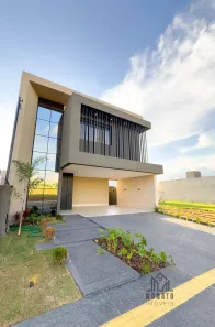 Casa com 4 Quartos à venda, 242m² no Jardins Capri, Senador Canedo