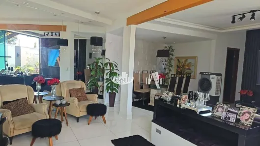 Casa com 3 Quartos à venda, 111m² no Esperança, Londrina