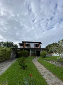 Casa com 3 Quartos para alugar, 300m² no Pontinha, Araruama