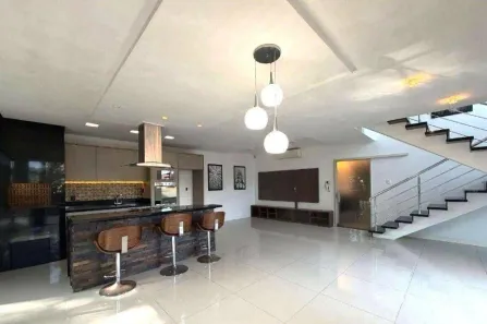 Casa com 3 Quartos para venda ou aluguel, 288m² no Água Verde, Blumenau