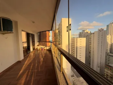 Apartamento com 3 Quartos à venda, 200m² no Centro, Balneário Camboriú