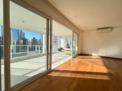 Apartamento com 3 Quartos para alugar, 157m² no Itaim Bibi, São Paulo