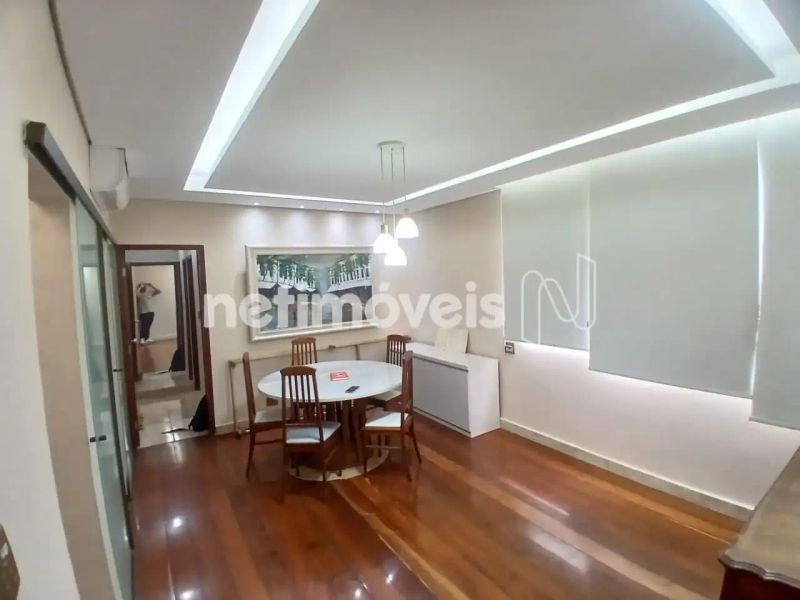 Apartamento com 2 quartos — Santo Antônio, Belo Horizonte