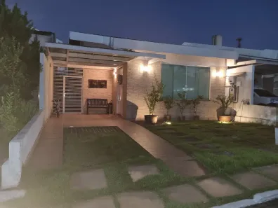 Casa de Condomínio com 3 Quartos à venda, 150m² no Aleixo, Manaus