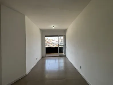 Apartamento com 2 Quartos para alugar, 79m² no Teixeiras, Juiz de Fora