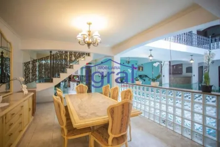 Sobrado com 7 Quartos à venda, 365m² no Chácara Inglesa, São Paulo