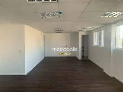 Sala Comercial à venda, 55m² no Vila Bastos, Santo André