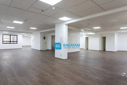 Prédio Comercial à venda, 4500m² no Centro, São Paulo