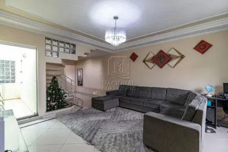 Sobrado com 4 Quartos à venda, 243m² no Parque Jaçatuba, Santo André