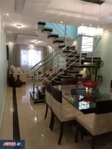 Sobrado com 4 Quartos à venda, 180m² no Jardim Paraventi, Guarulhos
