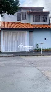 Casa com 3 Quartos para alugar, 115m² no Jardim Santa Maria, Jacareí