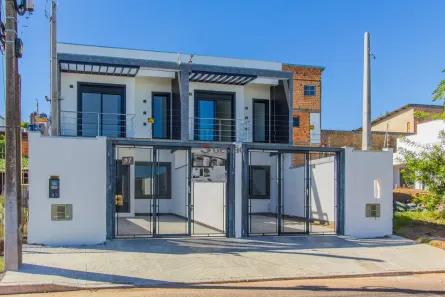 Sobrado com 3 Quartos à venda, 100m² no Igara, Canoas