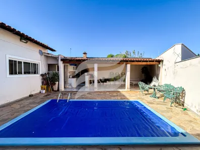 Casa com 3 Quartos à venda, 183m² no São Vicente, Araçatuba