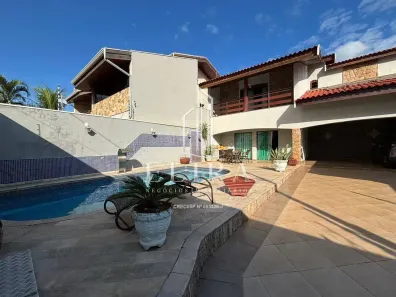 Sobrado com 3 Quartos à venda, 350m² no Parque Residencial Nardini, Americana
