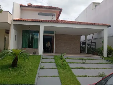 Casa de Condomínio com 2 Quartos para alugar, 180m² no Ponta Negra, Manaus