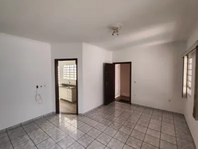 Casa com 2 Quartos para alugar, 110m² no Jardim Monumento, Piracicaba