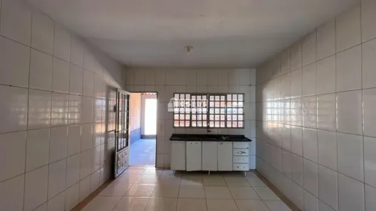 Casa com 2 Quartos à venda, 100m² no Jardim Elza Amuí I, Uberaba