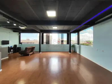 Prédio Comercial à venda, 220m² no Três Vendas, Pelotas