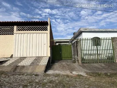 Casa com 2 Quartos à venda, 157m² no Santa Lúcia, Divinópolis