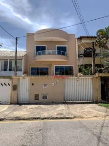 Casa com 5 Quartos para venda ou aluguel, 280m² no Riviera Fluminense, Macaé