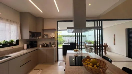 Casa de Condomínio com 3 Quartos à venda, 233m² no Roncáglia, Valinhos